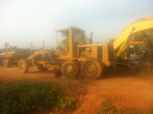 รถเกรด CAT 12G สนใจติดต่อ 081 - 6079515 รถเกรด CAT 12G สนใจติดต่อ 081 - 6079515