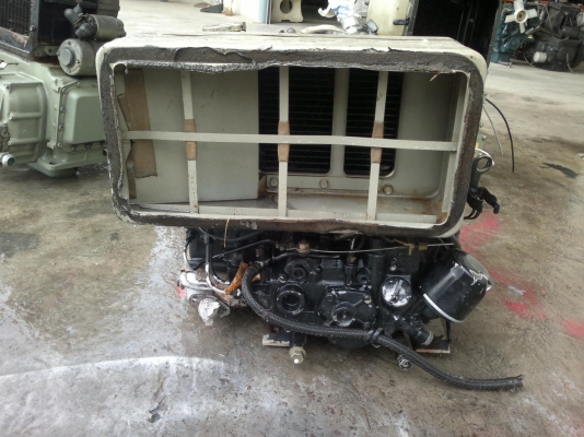 ขายเครื่อง 2 สูบเก่าญี่ปุ่นยี่ห้อมิตซูบิชิ รุ่น C50L ขนาด 10 แรงม้าสตาร์ดกุญแจสภาพสวย