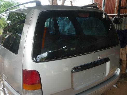 นิสสัน NV VAN ปี94เครื่องหัวฉีด สีใหม่ พวงมาลัยเพาเวอร์ 95000บาท นิสสัน NV VAN ปี94เครื่องหัวฉีด สีใหม่ พวงมาลัยเพาเวอร์ 95000บาท