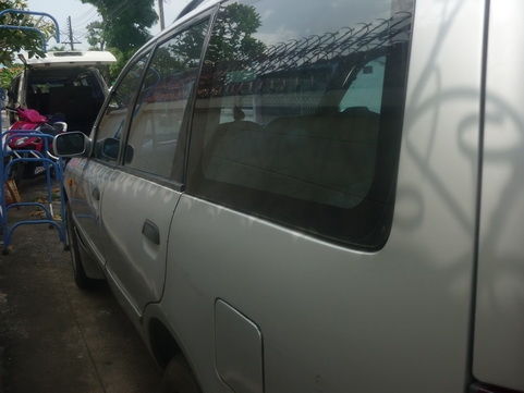 นิสสัน NV VAN ปี94เครื่องหัวฉีด สีใหม่ พวงมาลัยเพาเวอร์ 95000บาท นิสสัน NV VAN ปี94เครื่องหัวฉีด สีใหม่ พวงมาลัยเพาเวอร์ 95000บาท