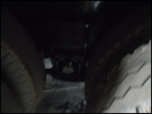 สิบล้อ F 18 สภาพดี เพลาเดียวดั้ม สวยๆ