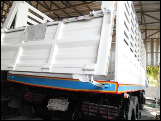 สิบล้อ F 18 สภาพดี เพลาเดียวดั้ม สวยๆ