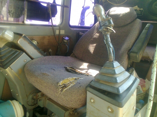 ขายรถแบคโฮ KOBELCO SK-120-T เก๋งน้ำเงิน เล่มทะเบียน ไฟฟ้าครบ รถสวย