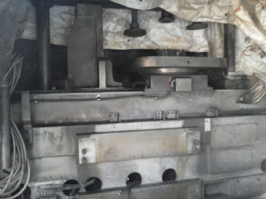 ขายเครื่องปาดและกระบะรถดำมพ์