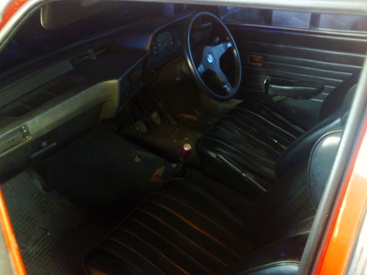 ขายรถ BMW E21 ตาเดียว 2 ประตูเครื่องเดิมแอร์หนาวราคาถูก