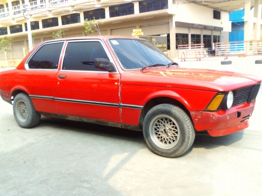 ขายรถ BMW E21 ตาเดียว 2 ประตูเครื่องเดิมแอร์หนาวราคาถูก