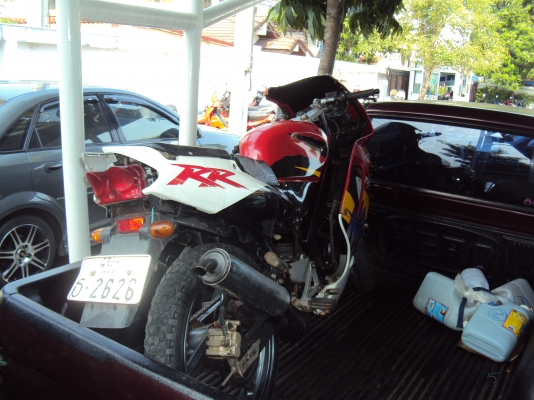 ขายรถฮอนด้า N S R 150 มีทะเบียนสวยสนใจติดต่อสรกฤช 081-8478107