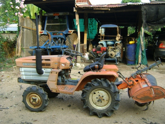 ขายคูโบต้า B 1200 พร้อมโรตารี่ รถไม่เคยใช้งานในเมืองไทย