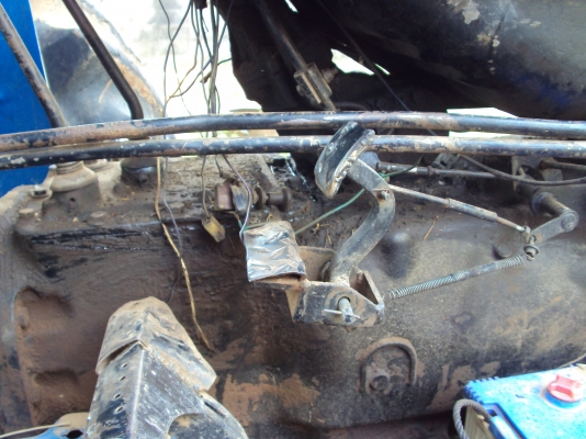 ขายรถแทรกเตอร์ ฟอร์ด 6600