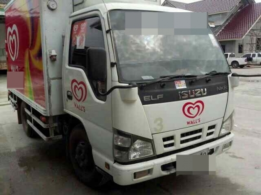 ขาย 6 ล้อ ISUZU ตู้น้ำแข็งไอติม 130 แรงม้า ตู้ยาว 3 เมตร ปี 51 สวยๆ สนใจโทร 0819701072