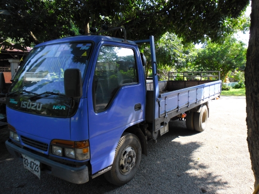 ขาย 6 ล้อ NKR 130 เทอร์โบ รถห้าง ปี 44 / 2001