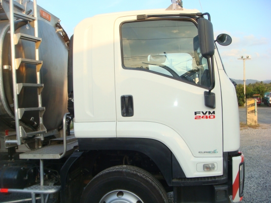 1-คันสุดท้ายเเล้ว**ISUZU-DEGA-FVM-240-HP-1-เพลา-ถังมิเนียม-20000ลิตร