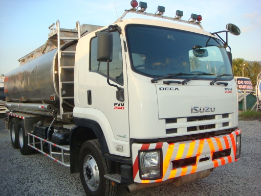 1-คันสุดท้ายเเล้ว**ISUZU-DEGA-FVM-240-HP-1-เพลา-ถังมิเนียม-20000ลิตร