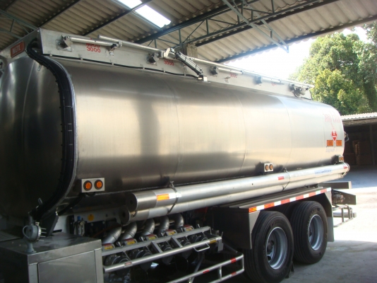 1-คันสุดท้ายเเล้ว**ISUZU-DEGA-FVM-240-HP-1-เพลา-ถังมิเนียม-20000ลิตร