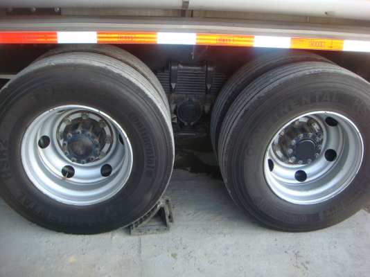 1-คันสุดท้ายเเล้ว**ISUZU-DEGA-FVM-240-HP-1-เพลา-ถังมิเนียม-20000ลิตร