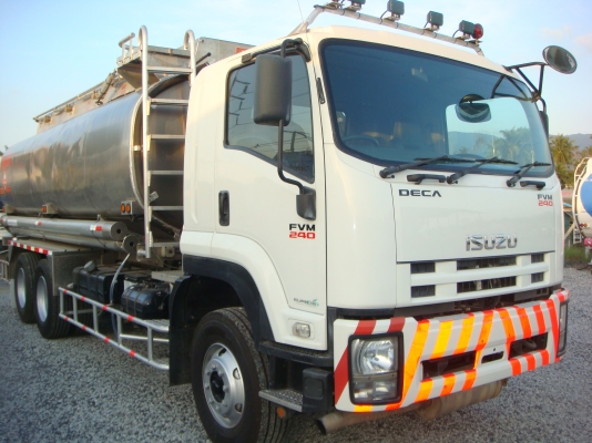 1-คันสุดท้ายเเล้ว**ISUZU-DEGA-FVM-240-HP-1-เพลา-ถังมิเนียม-20000ลิตร