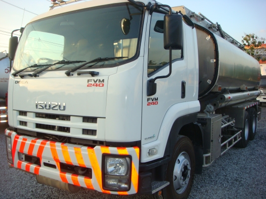 1-คันสุดท้ายเเล้ว**ISUZU-DEGA-FVM-240-HP-1-เพลา-ถังมิเนียม-20000ลิตร
