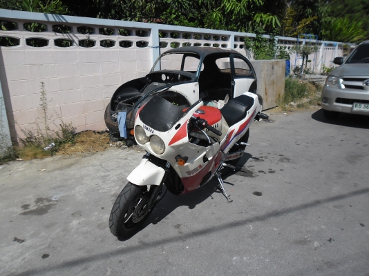 yamaha FZ400+อินวอย