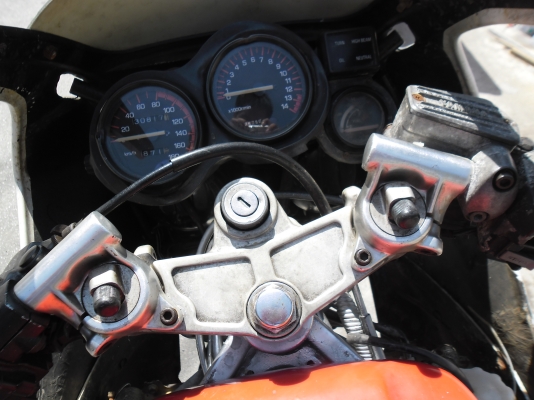 yamaha FZ400+อินวอย