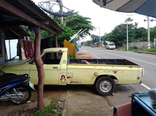 ขาย กระบะตอนเดียว ISUZU KB D20 เครื่อง2000 แน่นๆ ไม่หลวม ไม่เยิ้ม ช่วงล่างดี คัสซีดี ภายในสวย กระบะมีผุบ้าง ยางดี  ขายตามสภาพ พร้อมลุยทำมาหาเงิน***ขายแล้วครับ ขอบคุณ Truck2hand