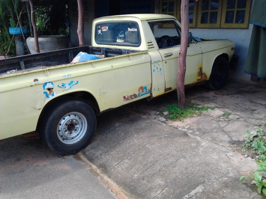 ขาย กระบะตอนเดียว ISUZU KB D20 เครื่อง2000 แน่นๆ ไม่หลวม ไม่เยิ้ม ช่วงล่างดี คัสซีดี ภายในสวย กระบะมีผุบ้าง ยางดี  ขายตามสภาพ พร้อมลุยทำมาหาเงิน***ขายแล้วครับ ขอบคุณ Truck2hand