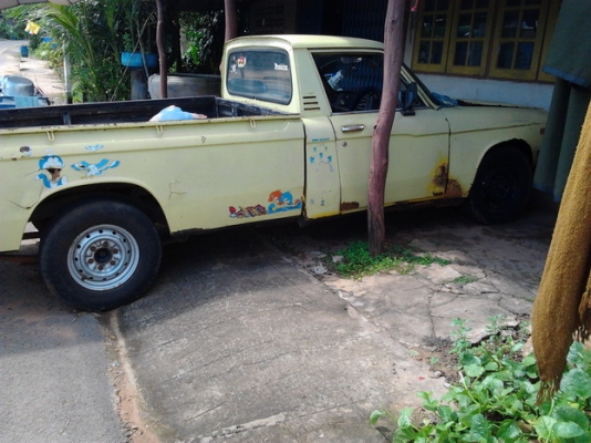 ขาย กระบะตอนเดียว ISUZU KB D20 เครื่อง2000 แน่นๆ ไม่หลวม ไม่เยิ้ม ช่วงล่างดี คัสซีดี ภายในสวย กระบะมีผุบ้าง ยางดี  ขายตามสภาพ พร้อมลุยทำมาหาเงิน***ขายแล้วครับ ขอบคุณ Truck2hand