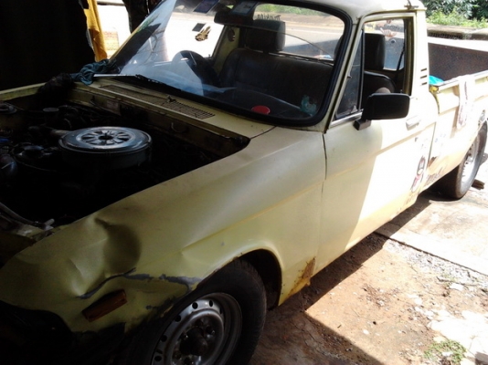 ขาย กระบะตอนเดียว ISUZU KB D20 เครื่อง2000 แน่นๆ ไม่หลวม ไม่เยิ้ม ช่วงล่างดี คัสซีดี ภายในสวย กระบะมีผุบ้าง ยางดี  ขายตามสภาพ พร้อมลุยทำมาหาเงิน***ขายแล้วครับ ขอบคุณ Truck2hand