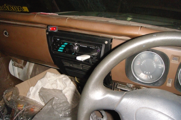 ขายมาสด้า 1400 cdi ติด lpg รถขายของ