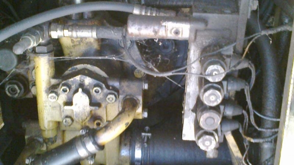 Komatsu PC120-6  ไฟฟ้าเต็ม ช่วงล่างเต็ม ใบ 70 เซ็นต์ เอกสาร Inv