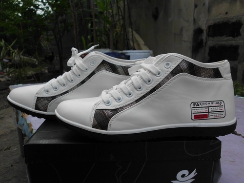 ร้องเท้าใหม่ไว้ไส่ขับรถ399ทุกคู่ ร้องเท้าใหม่ไว้ไส่ขับรถ399ทุกคู่