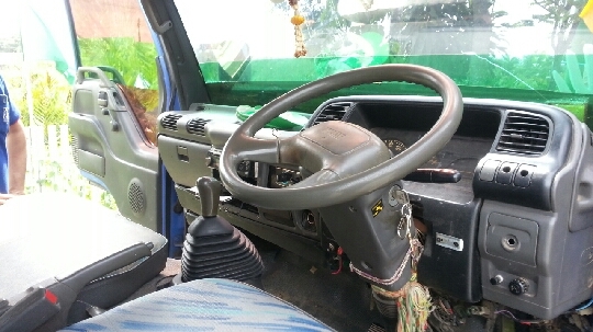 ขายหกล้อ NPR 130 กระบะคาร์โก้