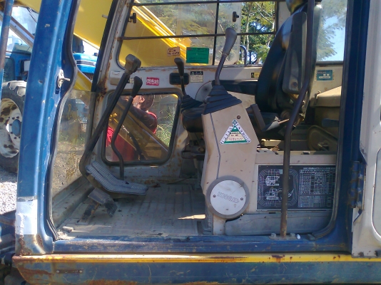 ขายด่วน!..รถแบคโฮ KOBELCO SK60 M 3 รถสวย เก่าญี่ปุ่น มีใบดันหน้า.