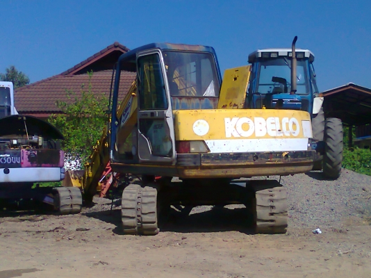 ขายด่วน!..รถแบคโฮ KOBELCO SK60 M 3 รถสวย เก่าญี่ปุ่น มีใบดันหน้า.
