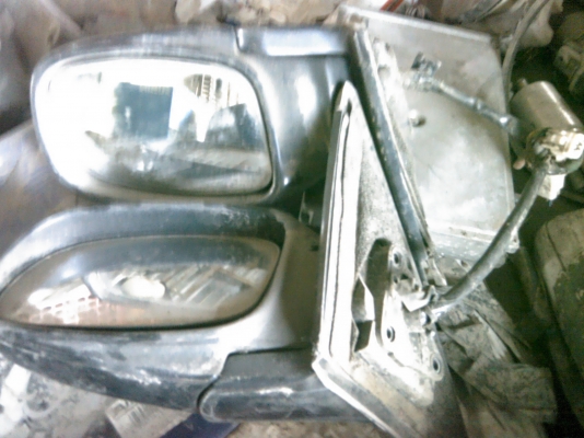 หลักฐานการส่งกระจกมองข้างไฟฟ้าท้ายโด่ง หลักฐานการส่งกระจกมองข้างไฟฟ้าท้ายโด่ง