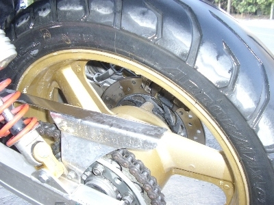 ต้องการขาย CB400 ปี 94 ครับ เครื่องดีเงียบไม่มีปัญหาขับกลับบ้านได้เลย ท่อคาร์บอนเสียงมันๆครับ ยางหน้าใหม่เพิ่งเปลี่ยน ยางหลังยังเหลืออีกเยอะใช้ได้อีกนานครับ เครื่องเงียบเดินเบารอบพันต้นๆไม่มีเยิ่ม สภาพสีขาวดำเดิมๆญี่ปุ่น สนใจโทรมา 0871645903 ราคาคุยกันขาย ต้องการขาย CB400 ปี 94 ครับ เครื่องดีเงียบไม่มีปัญหาขับกลับบ้านได้เลย ท่อคาร์บอนเสียงมันๆครับ ยางหน้าใหม่เพิ่งเปลี่ยน ยางหลังยังเหลืออีกเยอะใช้ได้อีกนานครับ เครื่องเงียบเดินเบารอบพันต้นๆไม่มีเยิ่ม สภาพสีขาวดำเดิมๆญี่ปุ่น สนใจโทรมา 0871645903 ราคาคุยกันขาย