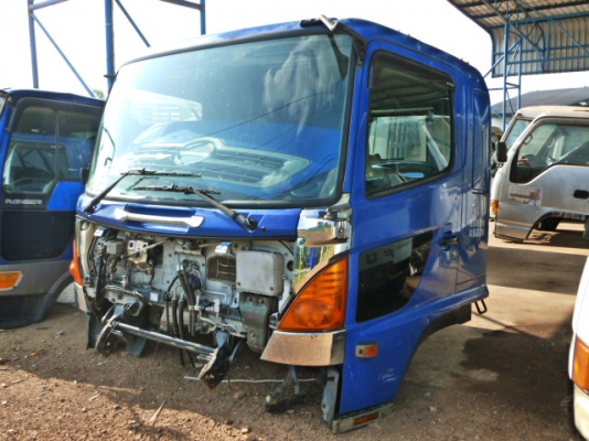 แสงฟ้าเต้นรถ////ขายหัวเก๋งเก่าญี่ปุ่น HINO-MEGA -หัวเล็ก สภาพสวย