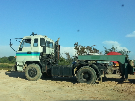 ขาย  หัวลาก Isuzu 6 ล้อ พร้อมหาง ยาว  7.20 เมตร