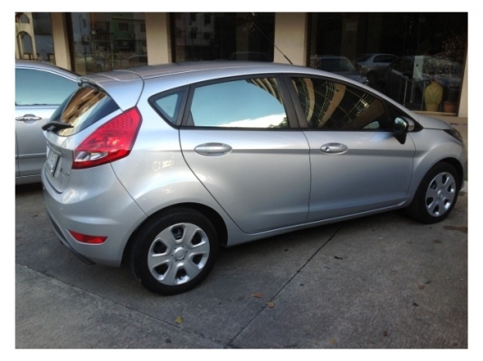 ขายดาวน์ FORD FIESTA 1.4 สีเทา ขายดาวน์ FORD FIESTA 1.4 สีเทา