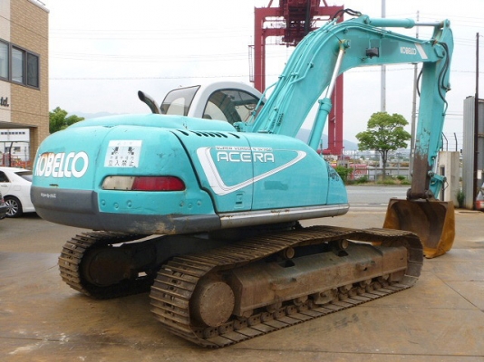 ขายด่วน KOBELCO SK 200 มาร์คไฟว์ เก่าญี่ปุ่นแท้ ๆ 3000 ชม. สวยจริง ๆๆนะ ขายด่วน KOBELCO SK 200 มาร์คไฟว์ เก่าญี่ปุ่นแท้ ๆ 3000 ชม. สวยจริง ๆๆนะ