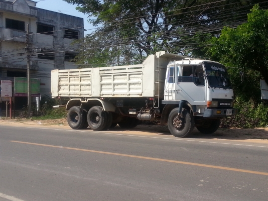 ขาย สิบล้อ 10 ล้อ หลง FUSO ดั้ม ลากพ่วงได้ ขาย สิบล้อ 10 ล้อ หลง FUSO ดั้ม ลากพ่วงได้