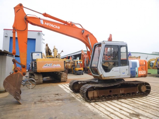 ขายด่วน HITACHI EX120-2  เก่าญี่ปุ่นยังไม่เคยใช้งานในไทย  สภาพสวยจริง ๆนะจ้า