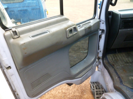 แสงฟ้าเต้นรถ///ขายหัวเก๋งเก่าญี่ปุ่นHINO-FD1J หัวแคป หลังคา9ลอน สภาพสวยอุปกรณ์ครบ