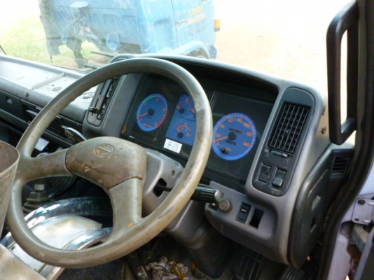 แสงฟ้าเต้นรถ///ขายหัวเก๋งเก่าญี่ปุ่นHINO-FD1J หัวแคป หลังคา9ลอน สภาพสวยอุปกรณ์ครบ