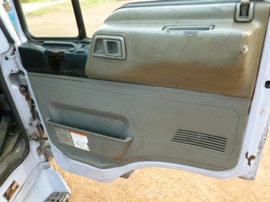 แสงฟ้าเต้นรถ///ขายหัวเก๋งเก่าญี่ปุ่นHINO-FD1J หัวแคป หลังคา9ลอน สภาพสวยอุปกรณ์ครบ