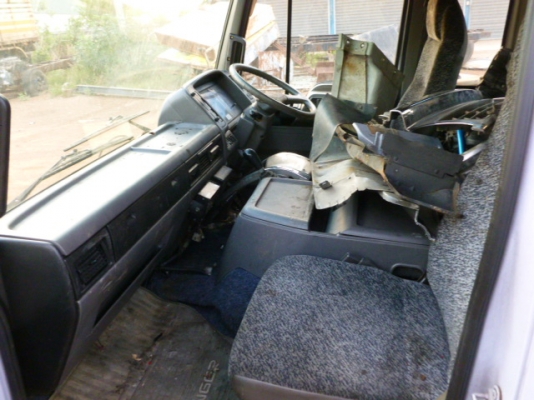 แสงฟ้าเต้นรถ///ขายหัวเก๋งเก่าญี่ปุ่นHINO-FD1J หัวแคป หลังคา9ลอน สภาพสวยอุปกรณ์ครบ