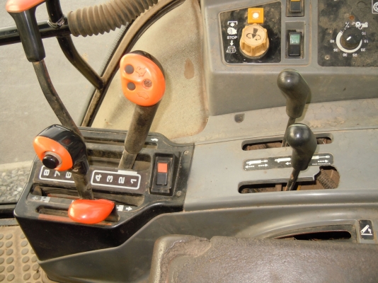 ขาย FORD 7840 สด-ผ่อน