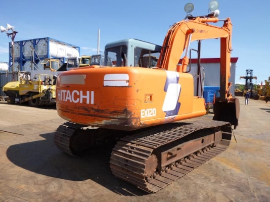 ขายด่วน HITACHI  EX120-3  ใบแทรคใหญ่ สวยจริง ๆนะ สนใจมาดูได้จ้า