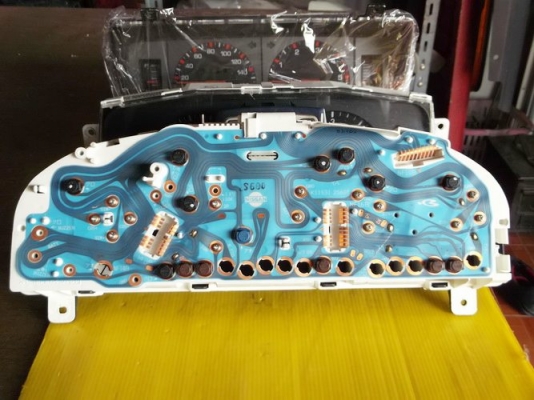 ขาย..จอเรือนไมล์ ขาว นิสสัน ฟรอนเทียร์และ ฝาท้าย NVพร้อมอุปกรณ์ครบ ขาย..จอเรือนไมล์ ขาว นิสสัน ฟรอนเทียร์และ ฝาท้าย NVพร้อมอุปกรณ์ครบ