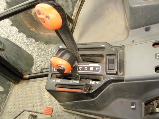 ขาย FORD NEWHOLLAND 8340  สด-ผ่อน