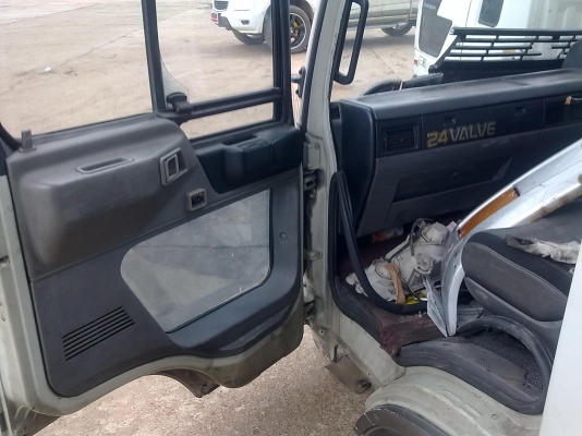 แสงฟ้าเต้นรถ///ขายหัวเก๋งเก่าญี่ปุ่นHINO-RANGER หัวแคป หลังคา9ลอน สภาพสวยอุปกรณ์ครบ